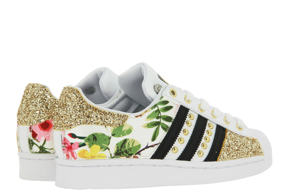 ballodasola-superstar-fiori-232900262-0001 ballodasola-superstar-fiori-232900262-0001