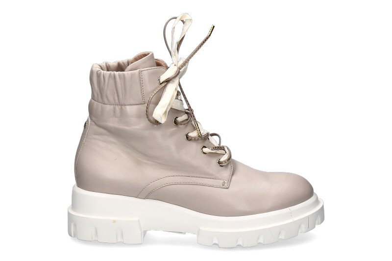attilio-giusti-leombruni-boots-D756549-milk_251100010_3 attilio-giusti-leombruni-boots-D756549-milk_251100010_3