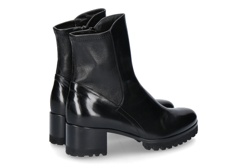 Truman's Stiefelette NAPPA NERO VITELLO (39½)