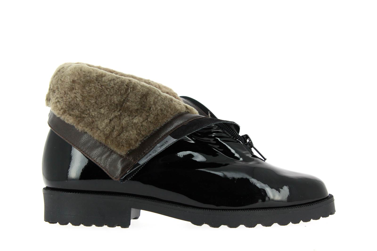 Brunate Stiefelette gefüttert mit Lammfell VERNICE NERO ZIP (39½) Brunate Stiefelette gefüttert mit Lammfell VERNICE NERO ZIP (39½)