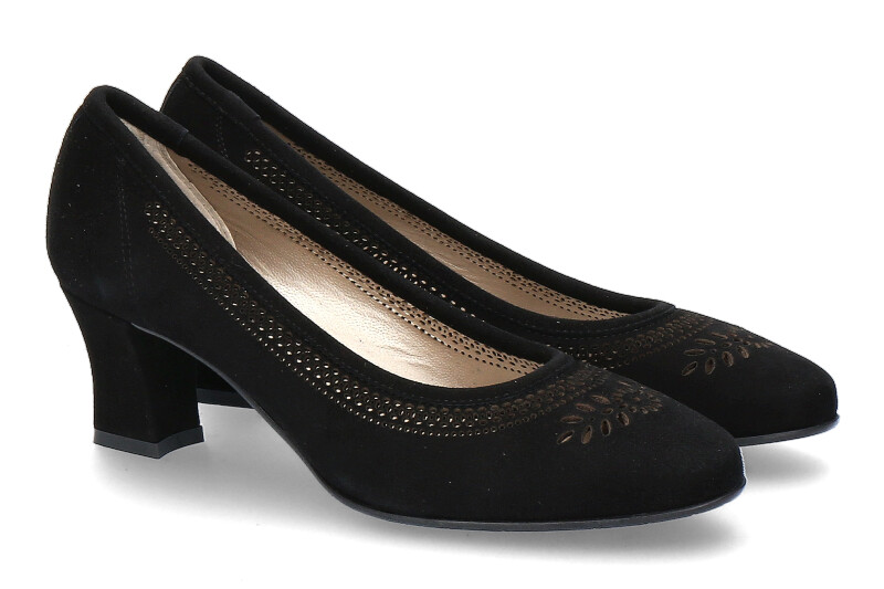 Dirndl + Bua Pumps ZIEGENVELOUR SCHWARZ (39½) Dirndl + Bua Pumps ZIEGENVELOUR SCHWARZ (39½)