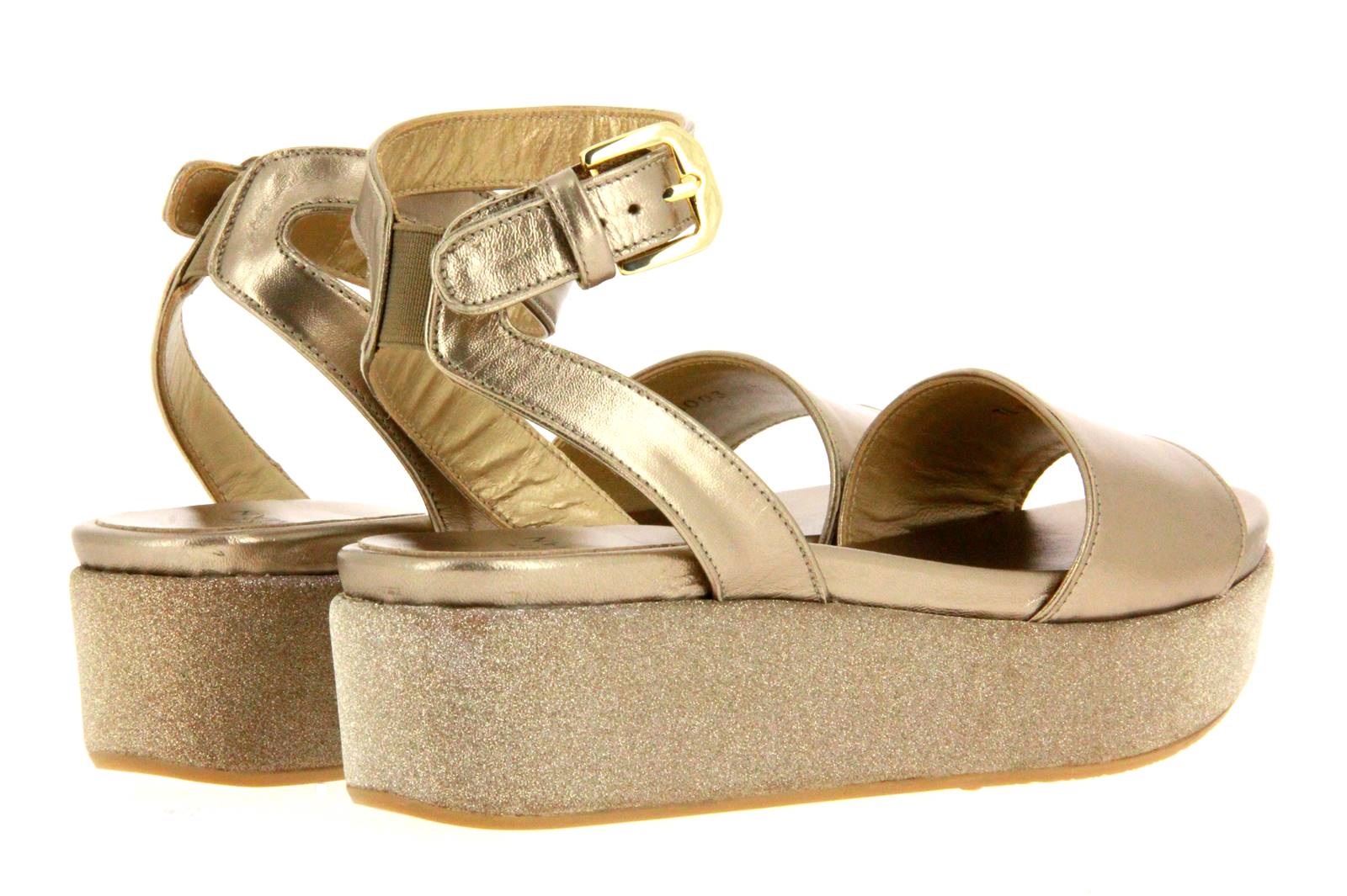 Stuart Weitzmann Sandale GETTIE BEIGE SUPPLE KID (42)