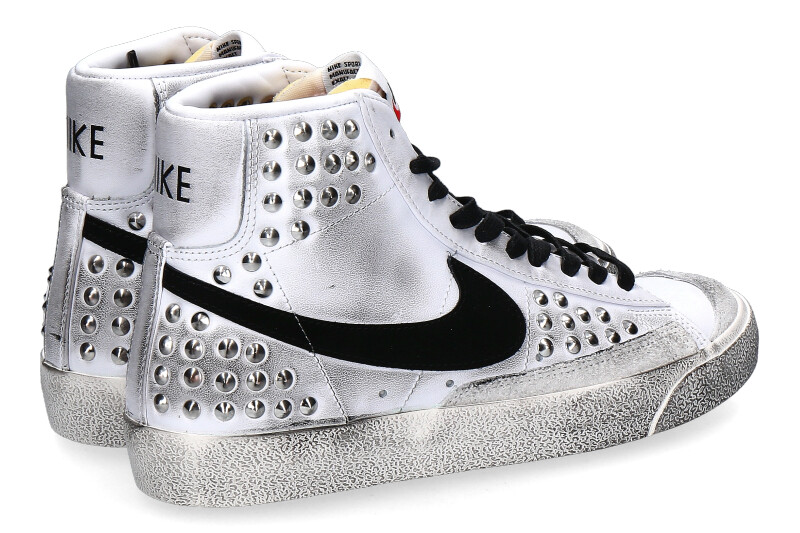 nike-custom-sneaker-blazer-total-studs-mid_236100138_2 nike-custom-sneaker-blazer-total-studs-mid_236100138_2