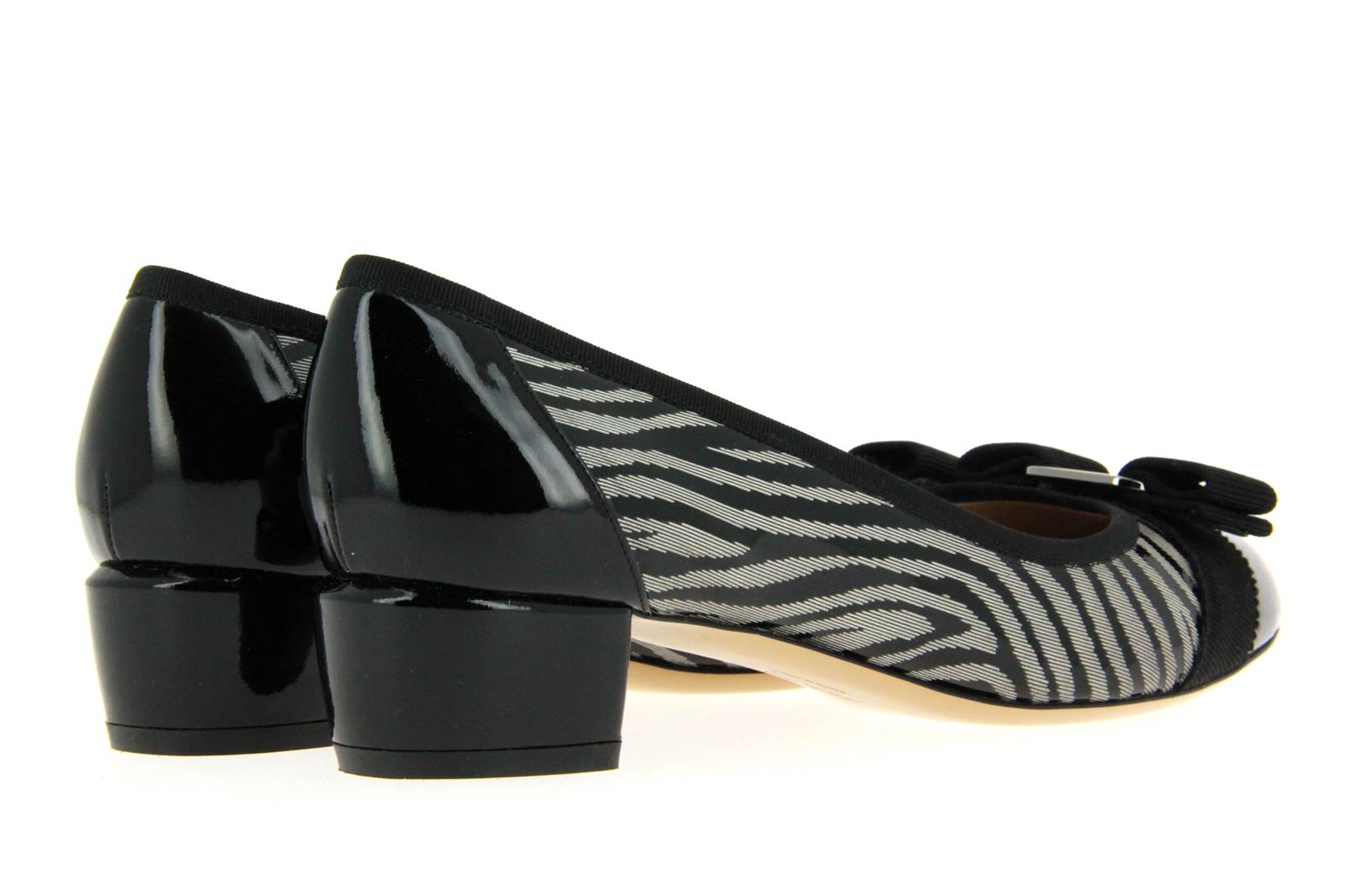 Salvatore Ferragamo Pumps TRIDA CALF PATENT NERO ZEBRA (39)