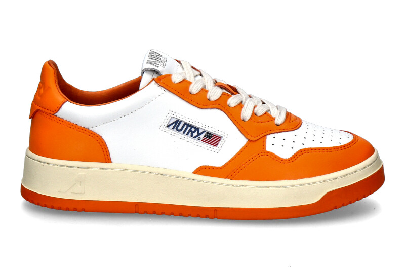 autry-sneaker-medalist-orange-white-WB06_136900094_3
