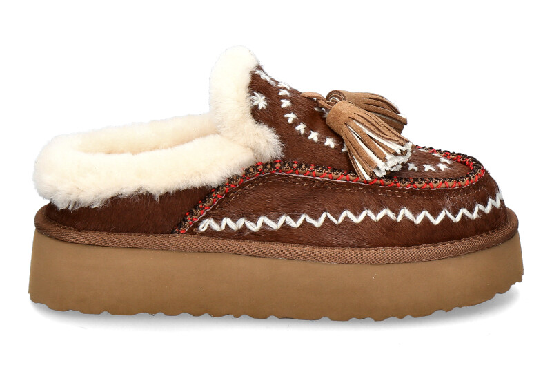 nan-ku-slip-on-camel-DFH-16_232400110_3 nan-ku-slip-on-camel-DFH-16_232400110_3
