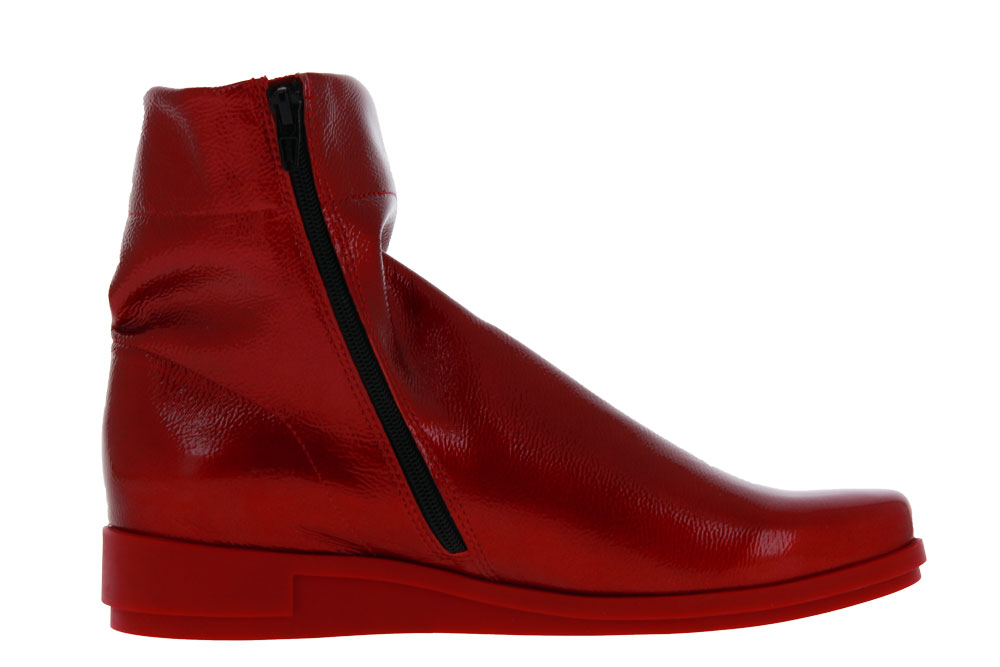 Arche DAYKAM LACK OPERA FORMULA ROUGE  (40)