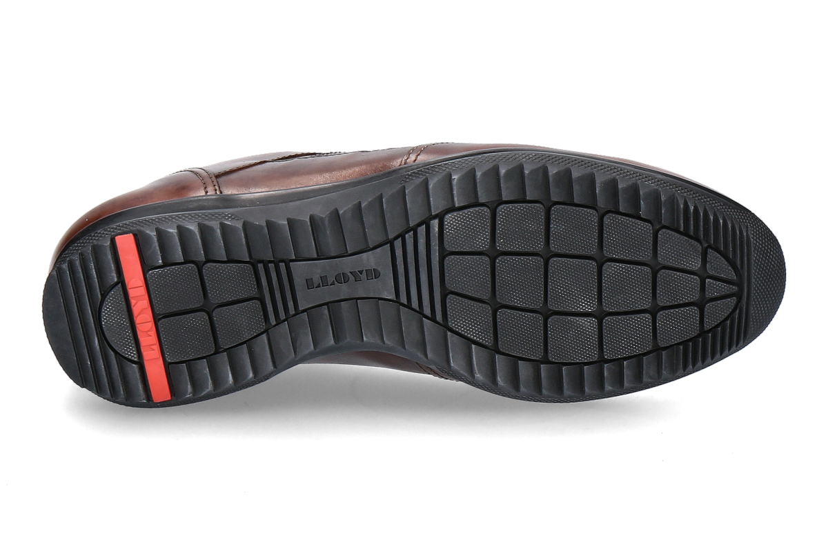 LLOYD-2153613_136300089_4