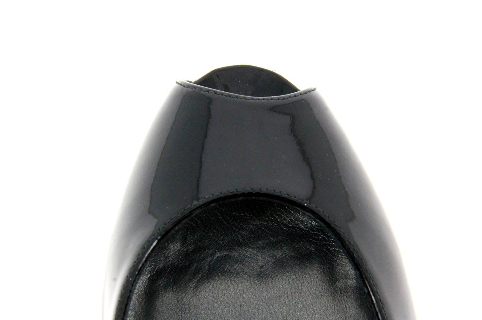 Stuart Weitzman Peeptoe POLLY BLACK PATENT (39½)