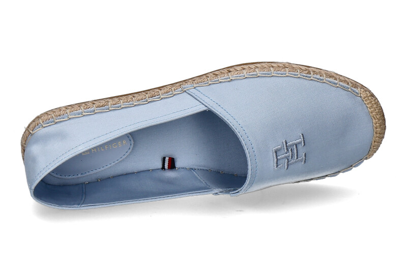 tommy-hilfiger-embroided-flat-breezy-blue_228800006_4