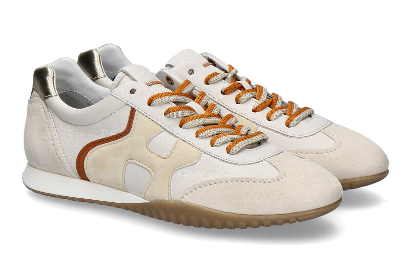hogan-sneaker-olympia-allacciato_232900302_1 hogan-sneaker-olympia-allacciato_232900302_1