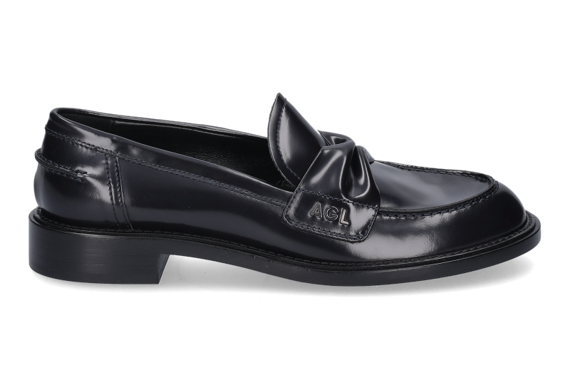 AGL-JADA-NAVY_242800195_3 AGL-JADA-NAVY_242800195_3