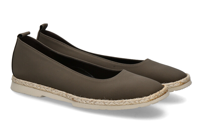 brunate-slipper-11672-bush_222700015_1