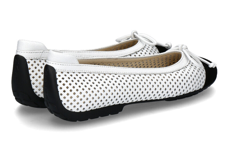 mania-ballerina-911-white-black_221000212_2