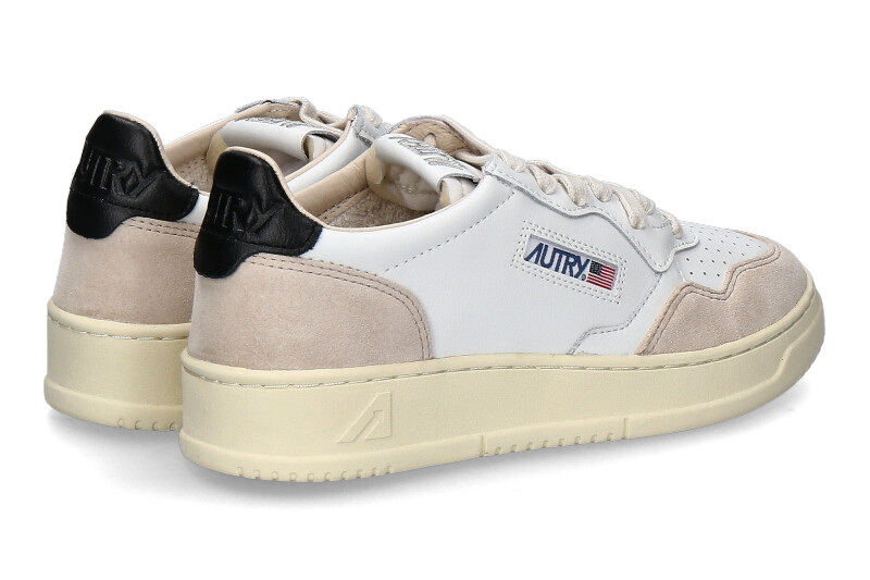 autry-sneaker-medalist-AULW-LS21-white-black_136100042_2 autry-sneaker-medalist-AULW-LS21-white-black_136100042_2