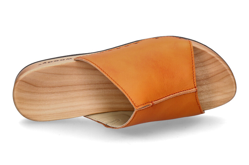 woody-anja-nappa-orange_276500002_4 woody-anja-nappa-orange_276500002_4
