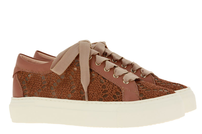 Attilio Giusti Leombruni Sneaker CARA MILK (38)