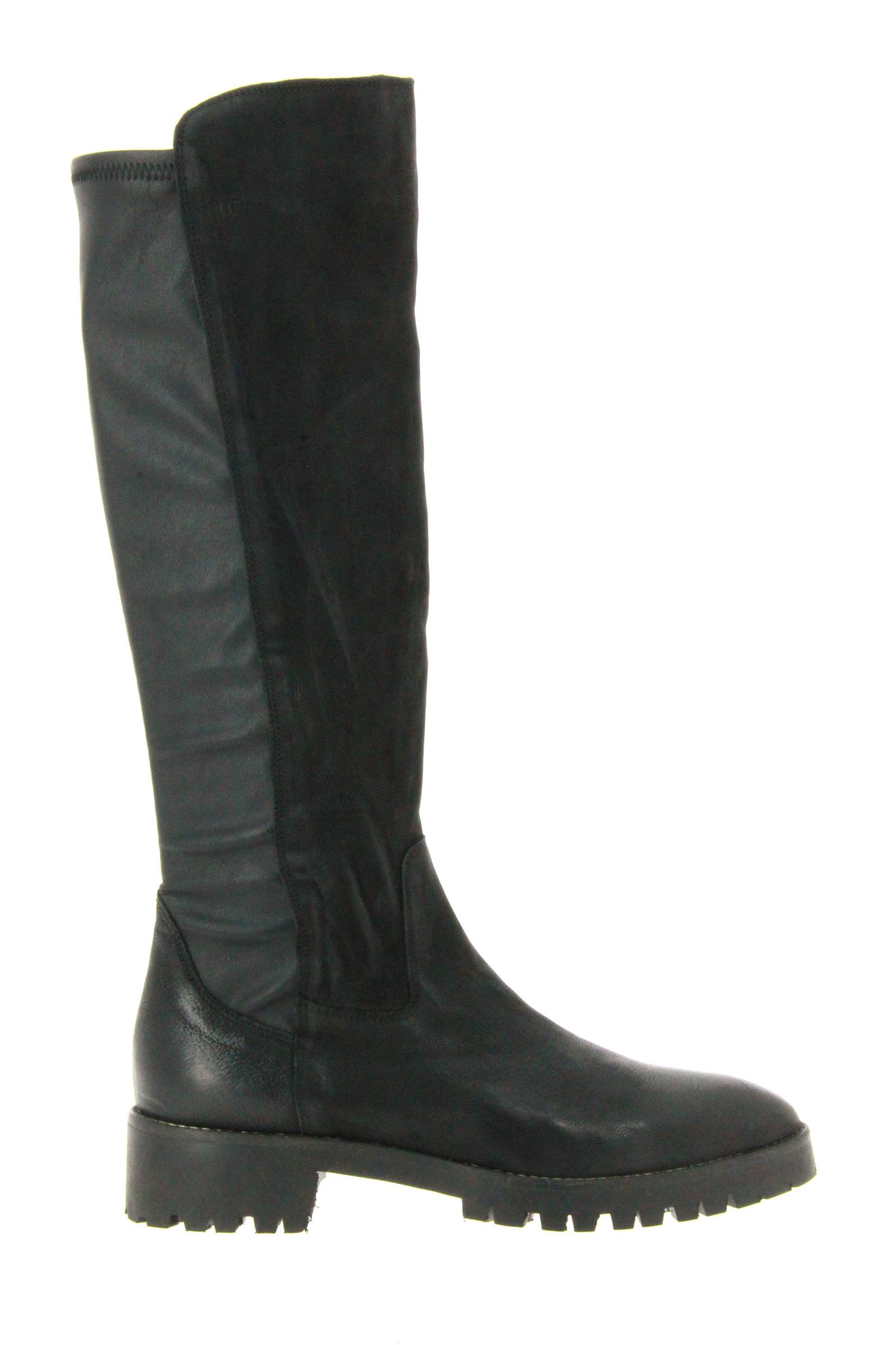 Donna Carolina Stiefel CRUZ NERO VIC CARRO (35)