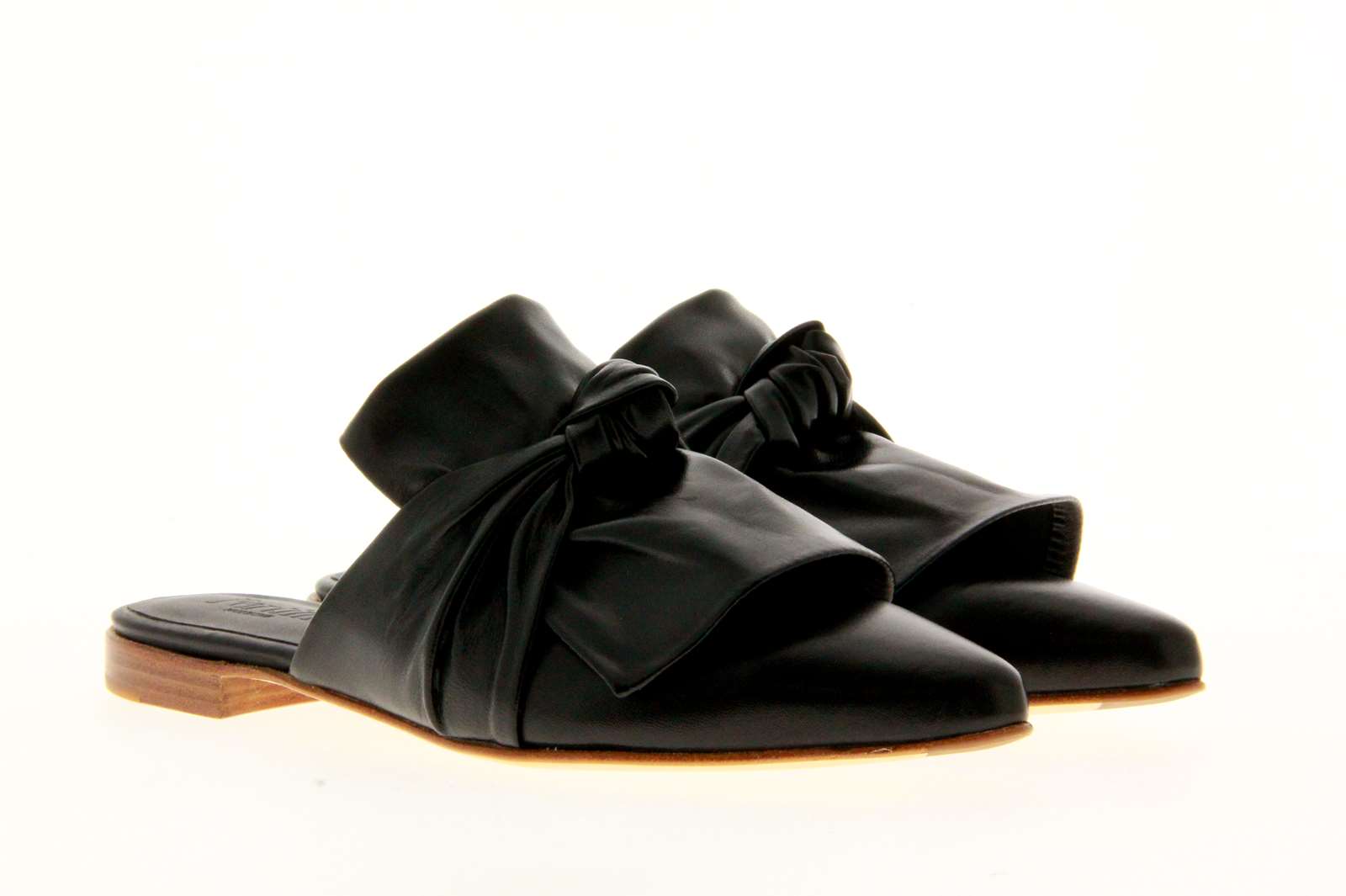 Pertini Pantolette NEPAL BLACK (38)