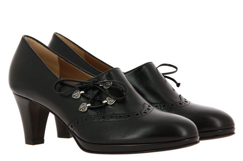 Reihenfolge der besten Dirndl und bua pumps