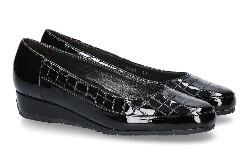 Bagnoli Slipper VERNICE NERA DRAGO NERO (39)