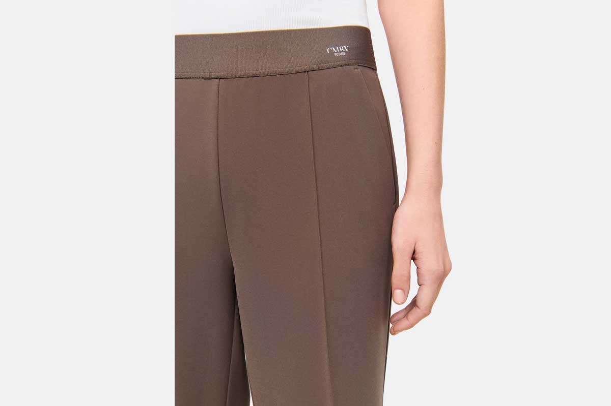 cambio-wide-fit-cropped-hose-cameron-chocolate-chip-braun-732300035-4